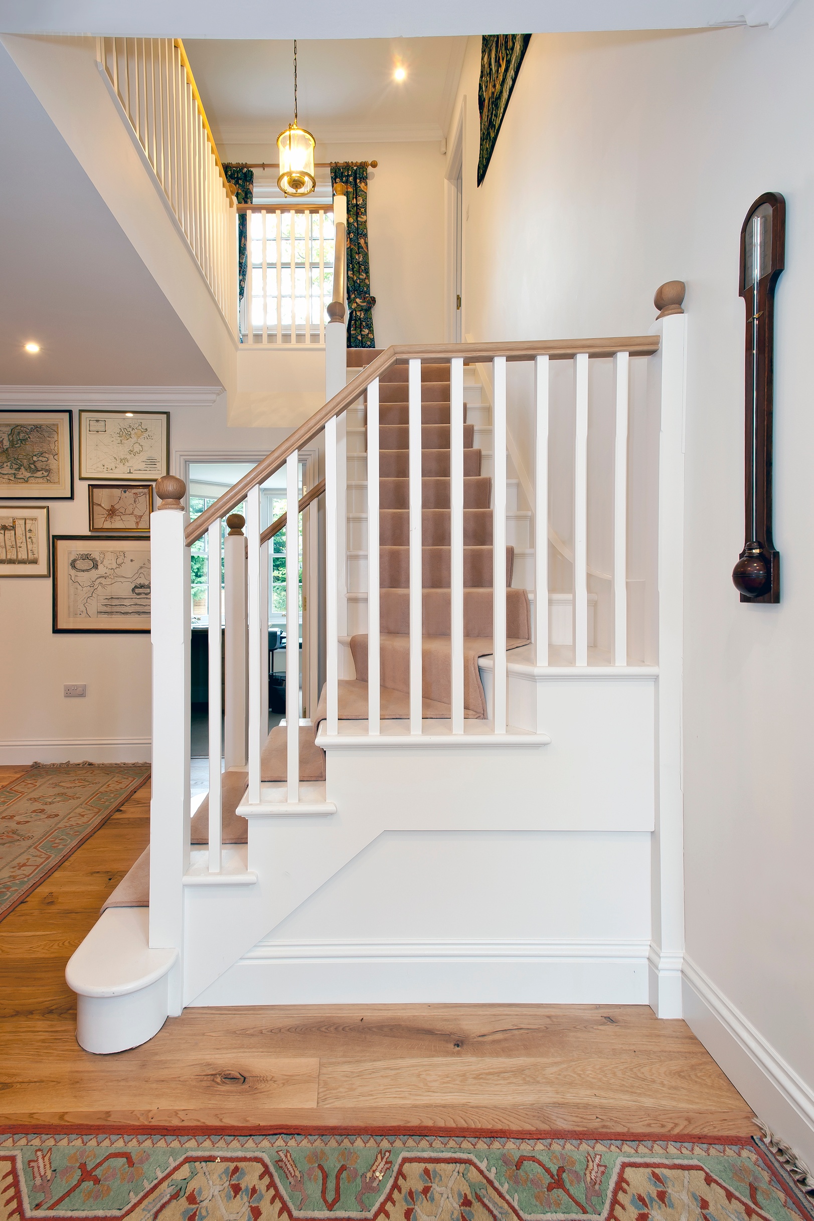 L Shaped Staircase with Square Balusters